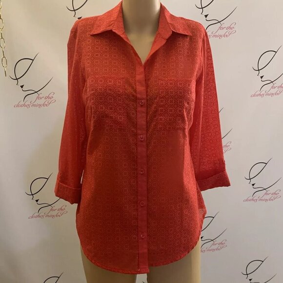 Ann Taylor. Size 0. Semi Sheer. 3/4 Sleeve. Red Poly/Cotton Shirt. B30 - Picture 1 of 5